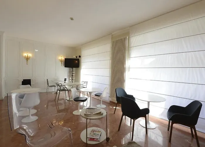 Tourist Hotel Torino