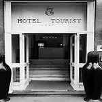 Tourist Szálloda