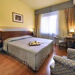 Tourist Szálloda 3*