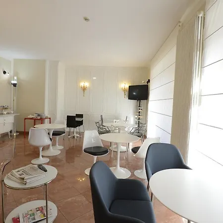 Tourist Hotel 3*