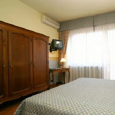 Hotel Tourist