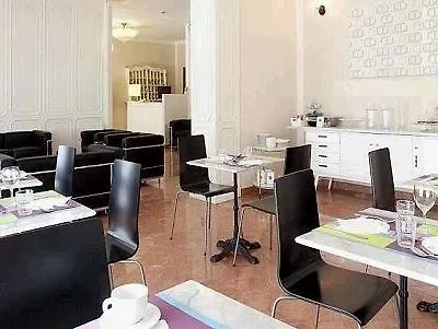 Tourist Hotel Turin
