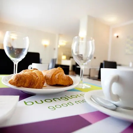 Tourist Hotel Turin